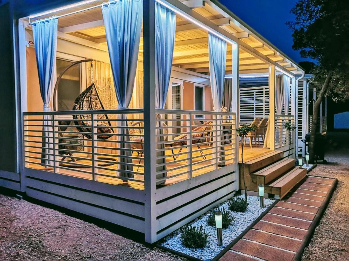 J & R Mobile Homes บีโอกราดนาโมรู ภายนอก รูปภาพ